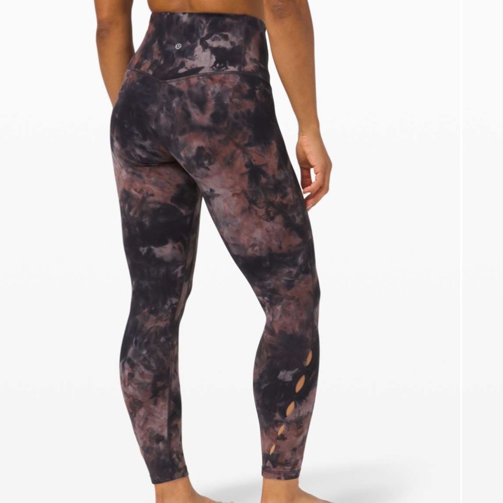 Unlimit High-Rise Tight 25" Keyhole Diamond Dye Sz 4